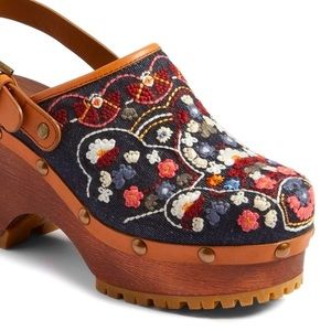 SEE BY CHLOE 🍓 Embroidered Clogs